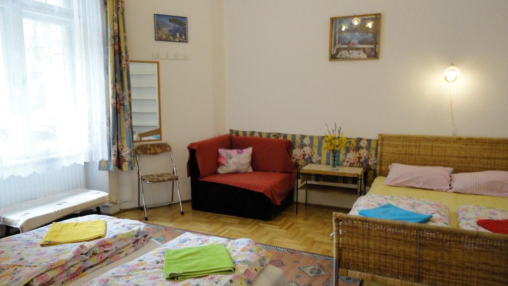 Garibaldi 5 Apartments & Rooms Budapest Exterior photo